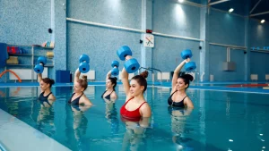 Yüzme Havuzunda Form Kalmak: 5 Haftalık programı